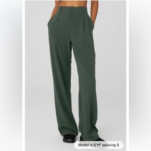 ALO Yoga High-Waist Dreamscape Trouser in Dark Cactus Large (no tags)